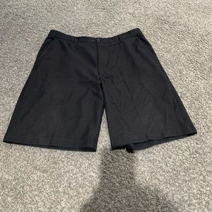 Men’s IZOD Golf shorts